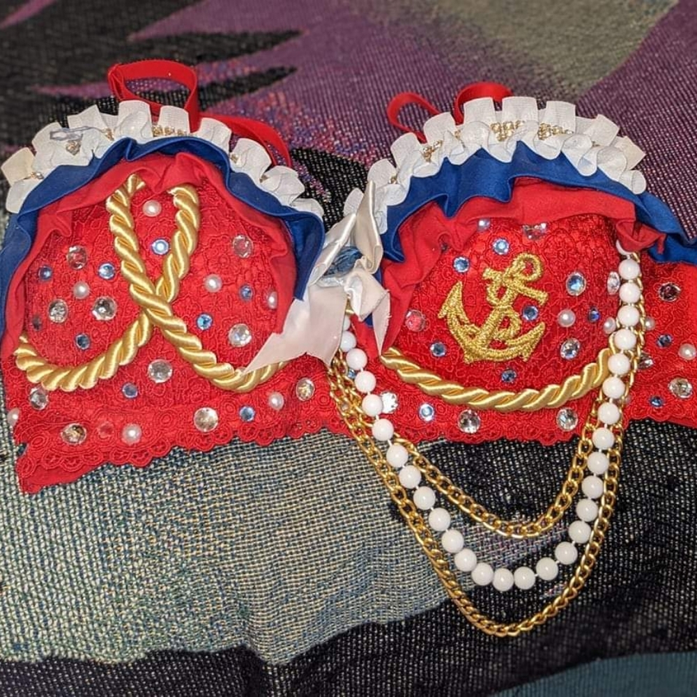 Sailor rave bra
